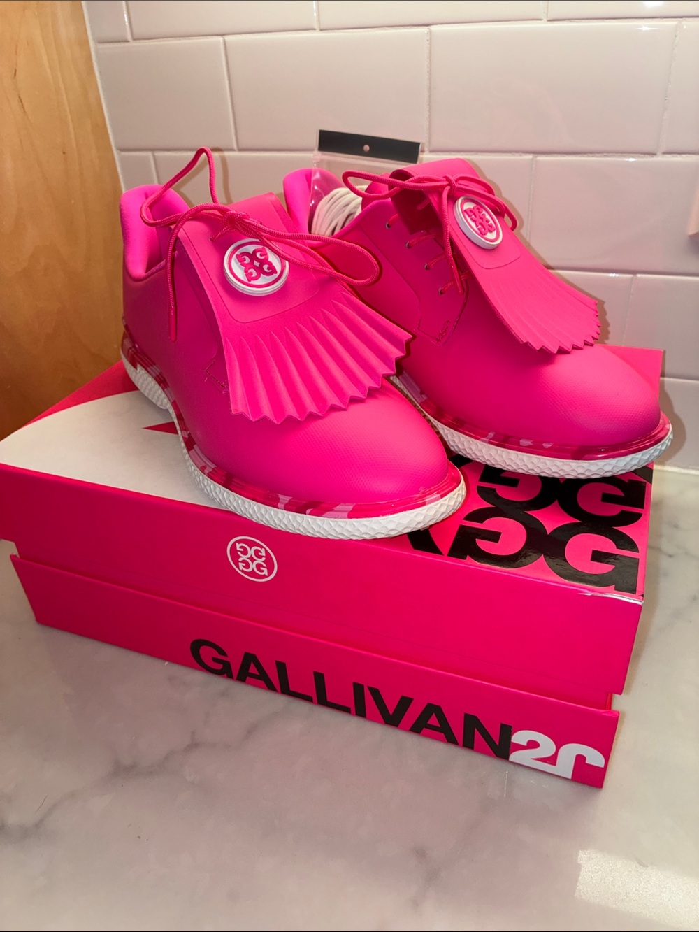 (NIB) G/FORE US10.5/EU42.5 Gallivan2r Camo Welt Golf Shoe in Knockout Pink (NEW)